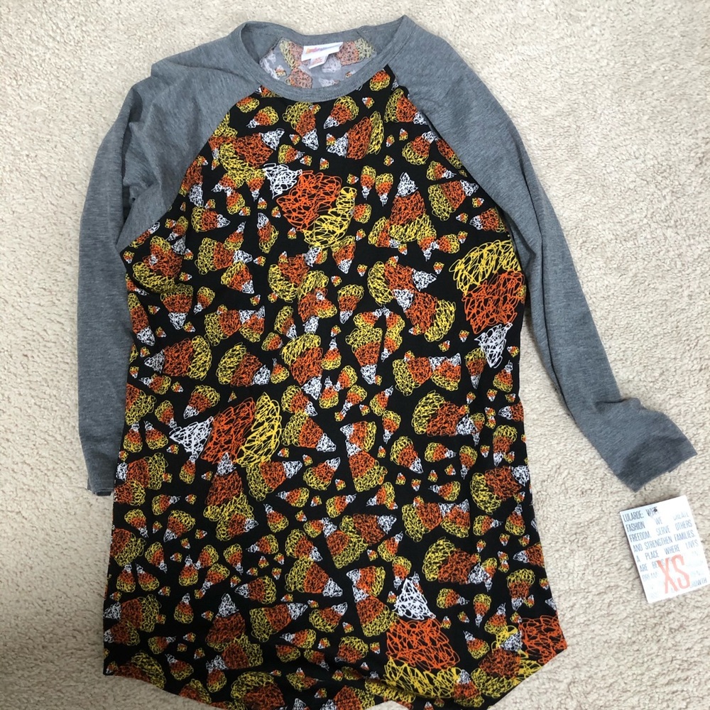 BNWT XS lulu roe Candy corn randy top